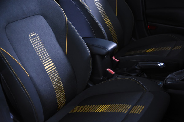 Ford Fiesta 1.0 EcoBoost Active *1ste Eigenaar*Stoelverwarming*DAB*LED* Ford Fiesta 1.0 EcoBoost Active *1ste Eigenaar*Stoelverwarming*DAB*LED*