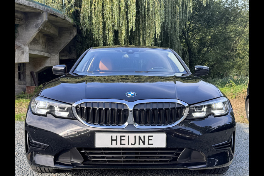 BMW 3-serie 320e 204PK HYBRID BUSINESS LEDER/CAMERA/TREKHAAK