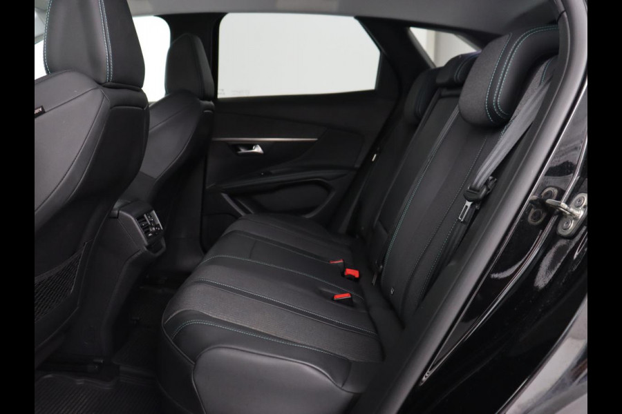 Peugeot 3008 1.6 HYbrid 225 Allure | Stoelverwarming | Camera | Half leder | Carplay | Navigatie | Full LED | Parkeerhulp | Digital Cockpit | Cruise control | PHEV