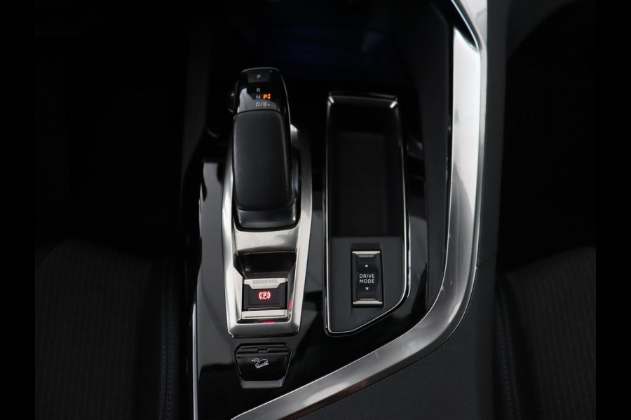 Peugeot 3008 1.6 HYbrid 225 Allure | Stoelverwarming | Camera | Half leder | Carplay | Navigatie | Full LED | Parkeerhulp | Digital Cockpit | Cruise control | PHEV