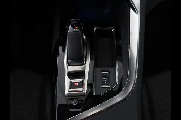 Peugeot 3008 1.6 HYbrid 225 Allure | Stoelverwarming | Camera | Half leder | Carplay | Navigatie | Full LED | Parkeerhulp | Digital Cockpit | Cruise control | PHEV