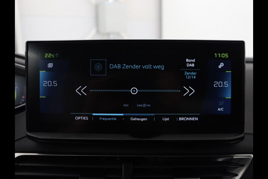 Peugeot 3008 1.6 HYbrid 225 Allure | Stoelverwarming | Camera | Half leder | Carplay | Navigatie | Full LED | Parkeerhulp | Digital Cockpit | Cruise control | PHEV