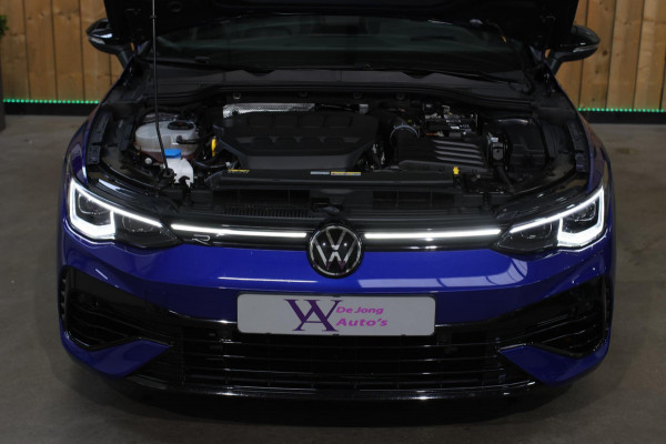 Volkswagen Golf 2.0 TSI R 4Motion *Akra*Pano*Leder*H&K*Performance*