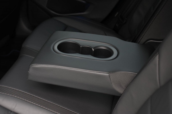 Volkswagen Golf 2.0 TSI R 4Motion *Akra*Pano*Leder*H&K*Performance*