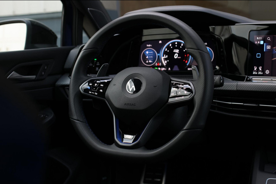 Volkswagen Golf 2.0 TSI R 4Motion *Akra*Pano*Leder*H&K*Performance*