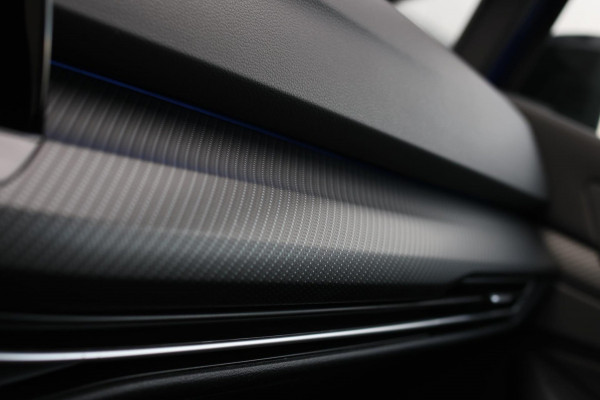 Volkswagen Golf 2.0 TSI R 4Motion *Akra*Pano*Leder*H&K*Performance*