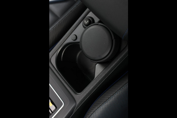 Volkswagen Golf 2.0 TSI R 4Motion *Akra*Pano*Leder*H&K*Performance*