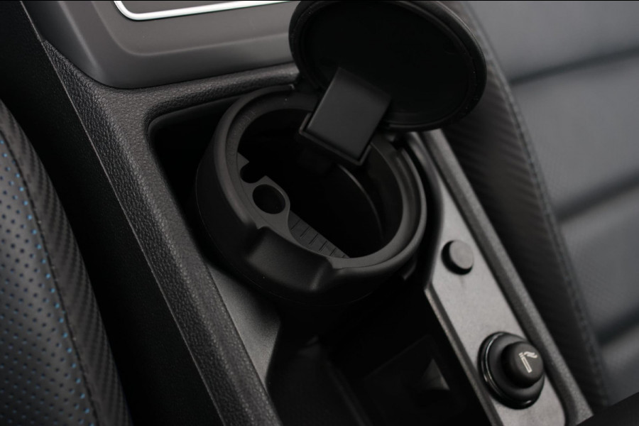 Volkswagen Golf 2.0 TSI R 4Motion *Akra*Pano*Leder*H&K*Performance*