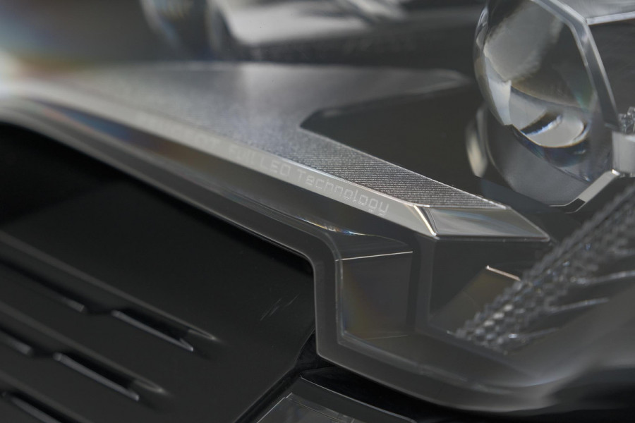 Peugeot 3008 1.2 Hybrid 136 e-DCS6 GT | 360 Camera | Adaptieve Cruise Control | Elektronische Kofferklep | Navigatie