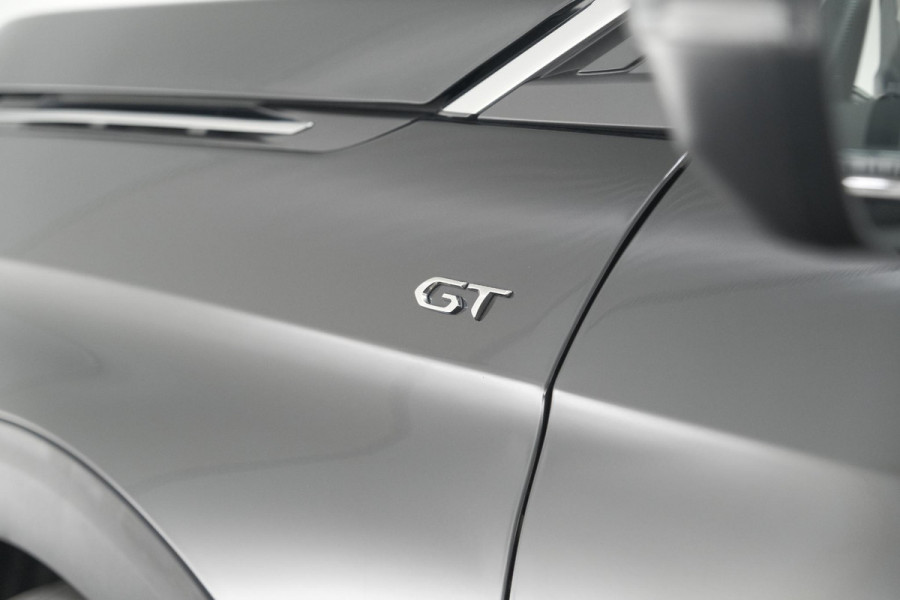 Peugeot 3008 1.2 Hybrid 136 e-DCS6 GT | 360 Camera | Adaptieve Cruise Control | Elektronische Kofferklep | Navigatie