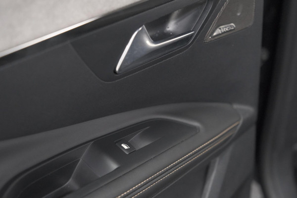 Peugeot 3008 1.2 Hybrid 136 e-DCS6 GT | 360 Camera | Adaptieve Cruise Control | Elektronische Kofferklep | Navigatie