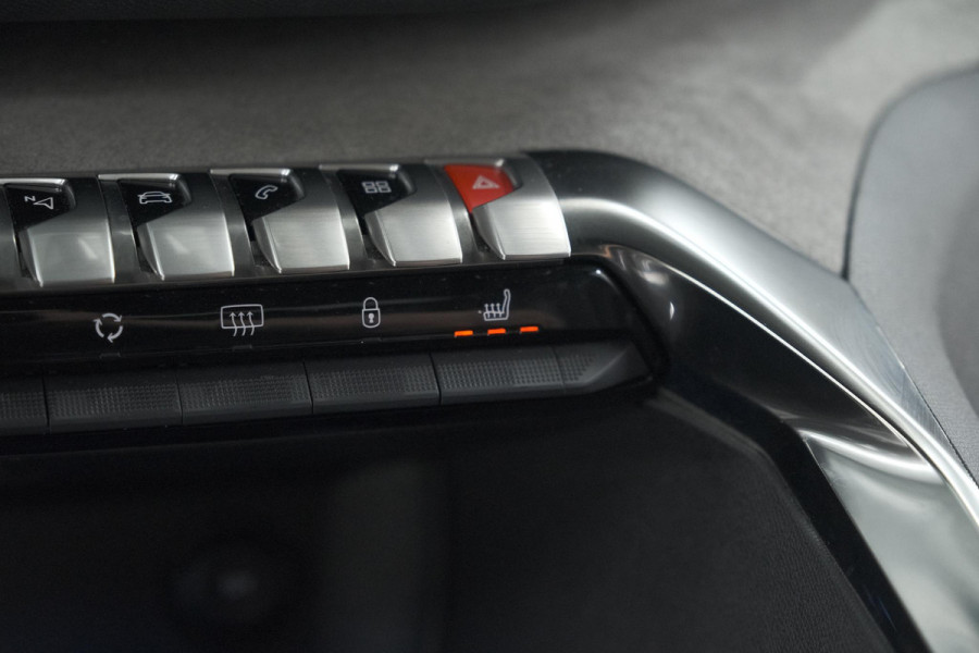 Peugeot 3008 1.2 Hybrid 136 e-DCS6 GT | 360 Camera | Adaptieve Cruise Control | Elektronische Kofferklep | Navigatie