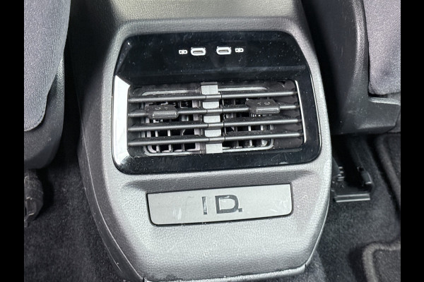 Volkswagen ID.4 77kWh SOH 92% 21"LM Trekhaak Adap.Cruise + stop&go Apple Carplay Android Auto Navi Life Ecc Pdc Stoelverwarming Front assist Bluetooth Connected services Led Rijstrooksensor Wifi 1e Eigenaar Origineel Nederlandse Auto 1.000KG Trekvermogen