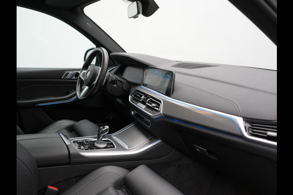 BMW X5 xDrive45e High Executive Plug In Hybrid 395pk Dealer O.H PHEV | Trekhaak Af Fabriek | Luchtvering | Panodak | Head Up | Adaptive Cruise | 360 Camera | Adaptief Onderstel | Lederen Sportstoelen Memory & Verwarmd | Apple Carplay | Sfee BMW X5 xDrive45e High Executive Plug In Hybrid 395pk Dealer O.H PHEV | Trekhaak Af Fabriek | Luchtvering | Panodak | Head Up | Adaptive Cruise | 360 Camera | Adaptief Onderstel | Lederen Sportstoelen Memory & Verwarmd | Apple Carplay | Sfee