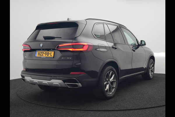 BMW X5 xDrive45e High Executive Plug In Hybrid 395pk Dealer O.H PHEV | Trekhaak Af Fabriek | Luchtvering | Panodak | Head Up | Adaptive Cruise | 360 Camera | Adaptief Onderstel | Lederen Sportstoelen Memory & Verwarmd | Apple Carplay | Sfee BMW X5 xDrive45e High Executive Plug In Hybrid 395pk Dealer O.H PHEV | Trekhaak Af Fabriek | Luchtvering | Panodak | Head Up | Adaptive Cruise | 360 Camera | Adaptief Onderstel | Lederen Sportstoelen Memory & Verwarmd | Apple Carplay | Sfee