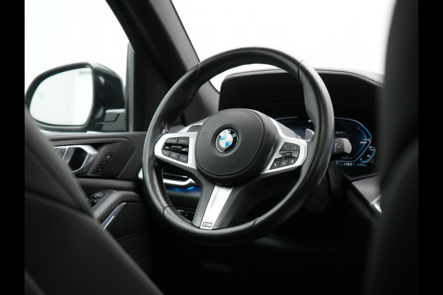 BMW X5 xDrive45e High Executive Plug In Hybrid 395pk Dealer O.H PHEV | Trekhaak Af Fabriek | Luchtvering | Panodak | Head Up | Adaptive Cruise | 360 Camera | Adaptief Onderstel | Lederen Sportstoelen Memory & Verwarmd | Apple Carplay | Sfee BMW X5 xDrive45e High Executive Plug In Hybrid 395pk Dealer O.H PHEV | Trekhaak Af Fabriek | Luchtvering | Panodak | Head Up | Adaptive Cruise | 360 Camera | Adaptief Onderstel | Lederen Sportstoelen Memory & Verwarmd | Apple Carplay | Sfee