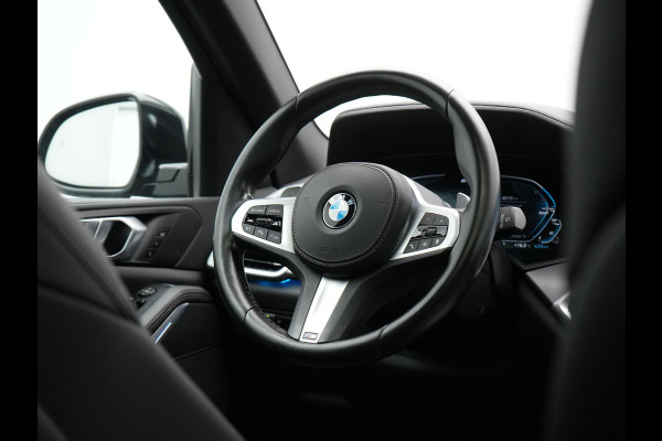 BMW X5 xDrive45e High Executive Plug In Hybrid 395pk Dealer O.H PHEV | Trekhaak Af Fabriek | Luchtvering | Panodak | Head Up | Adaptive Cruise | 360 Camera | Adaptief Onderstel | Lederen Sportstoelen Memory & Verwarmd | Apple Carplay | Sfee BMW X5 xDrive45e High Executive Plug In Hybrid 395pk Dealer O.H PHEV | Trekhaak Af Fabriek | Luchtvering | Panodak | Head Up | Adaptive Cruise | 360 Camera | Adaptief Onderstel | Lederen Sportstoelen Memory & Verwarmd | Apple Carplay | Sfee