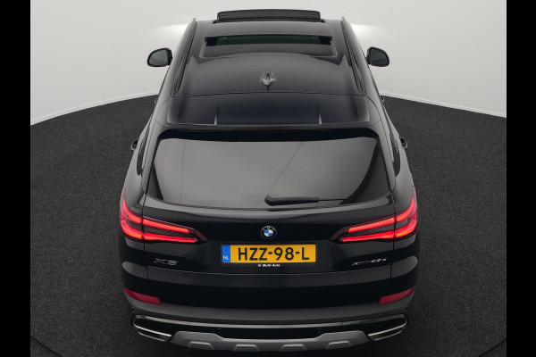BMW X5 xDrive45e High Executive Plug In Hybrid 395pk Dealer O.H PHEV | Trekhaak Af Fabriek | Luchtvering | Panodak | Head Up | Adaptive Cruise | 360 Camera | Adaptief Onderstel | Lederen Sportstoelen Memory & Verwarmd | Apple Carplay | Sfee BMW X5 xDrive45e High Executive Plug In Hybrid 395pk Dealer O.H PHEV | Trekhaak Af Fabriek | Luchtvering | Panodak | Head Up | Adaptive Cruise | 360 Camera | Adaptief Onderstel | Lederen Sportstoelen Memory & Verwarmd | Apple Carplay | Sfee