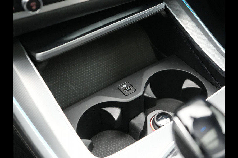 BMW X5 xDrive45e High Executive Plug In Hybrid 395pk Dealer O.H PHEV | Trekhaak Af Fabriek | Luchtvering | Panodak | Head Up | Adaptive Cruise | 360 Camera | Adaptief Onderstel | Lederen Sportstoelen Memory & Verwarmd | Apple Carplay | Sfee BMW X5 xDrive45e High Executive Plug In Hybrid 395pk Dealer O.H PHEV | Trekhaak Af Fabriek | Luchtvering | Panodak | Head Up | Adaptive Cruise | 360 Camera | Adaptief Onderstel | Lederen Sportstoelen Memory & Verwarmd | Apple Carplay | Sfee