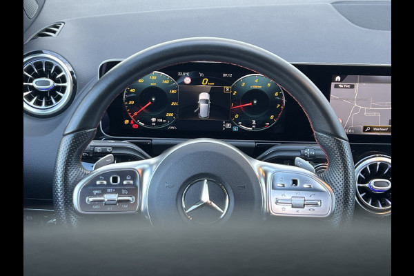 Mercedes-Benz B-Klasse 200 Business Solution AMG | Night | Camera | Sfeerverlichting | MBUX