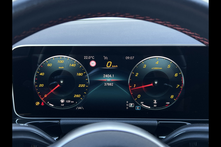 Mercedes-Benz B-Klasse 200 Business Solution AMG | Night | Camera | Sfeerverlichting | MBUX