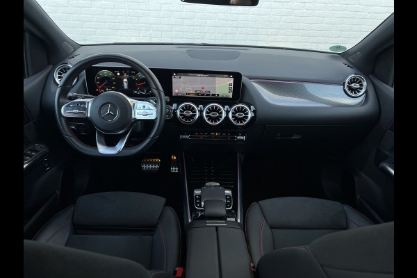 Mercedes-Benz B-Klasse 200 Business Solution AMG | Night | Camera | Sfeerverlichting | MBUX