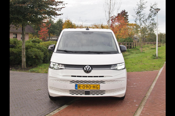 Volkswagen Multivan 1.4 eHybrid L2H1 Life | 7-persoons | Camera | Cruise Control | Apple Carplay | NL-Auto |