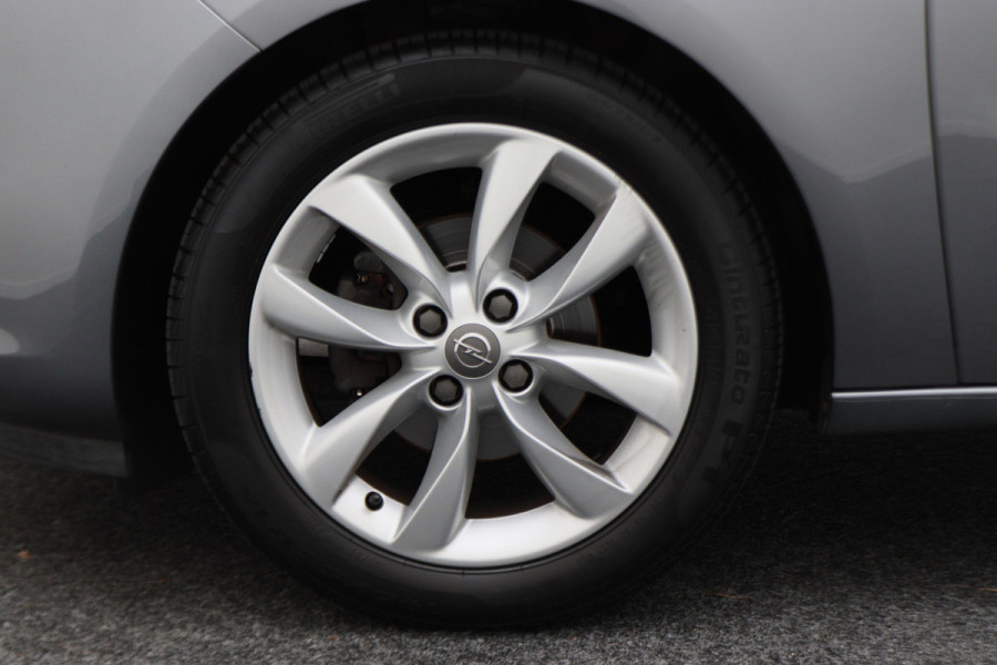 Opel ADAM 1.0 Turbo Jam Favourite Two-Tone, Airco, Cruise, Apple Carplay, Elektrische Ramen, 16''