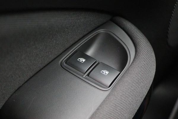 Opel ADAM 1.0 Turbo Jam Favourite Two-Tone, Airco, Cruise, Apple Carplay, Elektrische Ramen, 16''