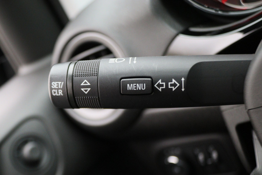 Opel ADAM 1.0 Turbo Jam Favourite Two-Tone, Airco, Cruise, Apple Carplay, Elektrische Ramen, 16''