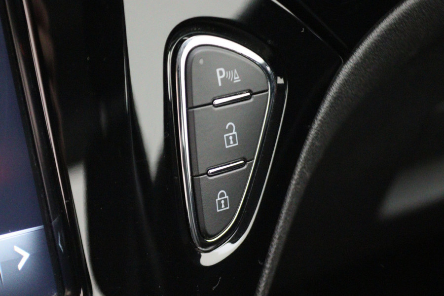 Opel ADAM 1.0 Turbo Jam Favourite Two-Tone, Airco, Cruise, Apple Carplay, Elektrische Ramen, 16''