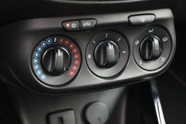 Opel ADAM 1.0 Turbo Jam Favourite Two-Tone, Airco, Cruise, Apple Carplay, Elektrische Ramen, 16''