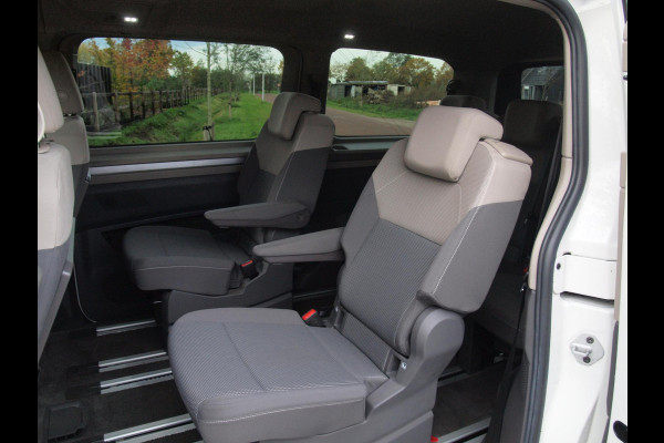 Volkswagen Multivan 1.4 eHybrid L2H1 Life | 7-persoons | Camera | Cruise Control | Apple Carplay | NL-Auto |