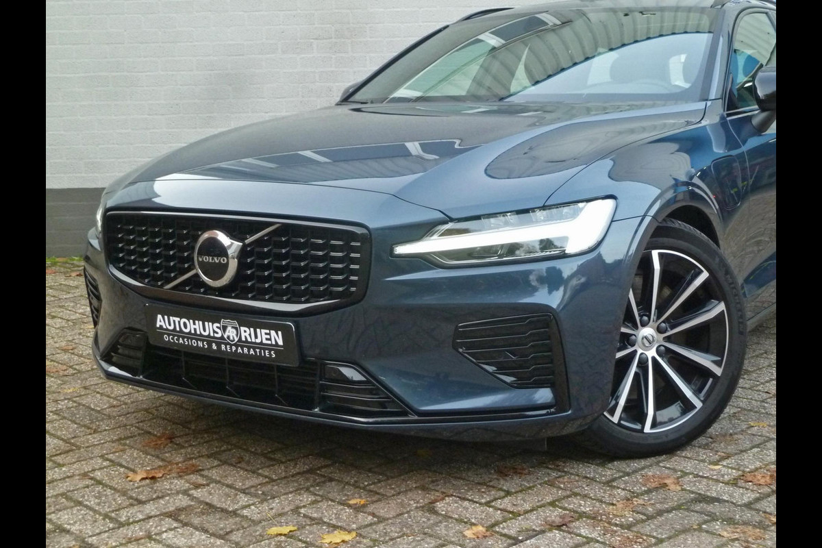 Volvo V60 2.0 T6 Plug-in hybrid AWD Plus Dark|Panodak|Pilot-Assist|BLIS|Memory|Long-Range|Denim Blue Volvo V60 2.0 T6 Plug-in hybrid AWD Plus Dark|Panodak|Pilot-Assist|BLIS|Memory|Long-Range|Denim Blue