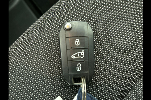 Opel Combo 1.5D L2H1 Edition NAVI PDC Achter App-connect DAB+ Trekhaak