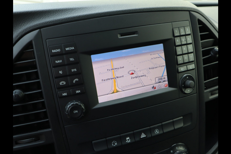 Mercedes-Benz Vito 114 CDI Automaat Euro 6 Lang L2 - Imperiaal - Trekhaak - Camera Mercedes-Benz Vito 114 CDI Automaat Euro 6 Lang L2 - Imperiaal - Trekhaak - Camera