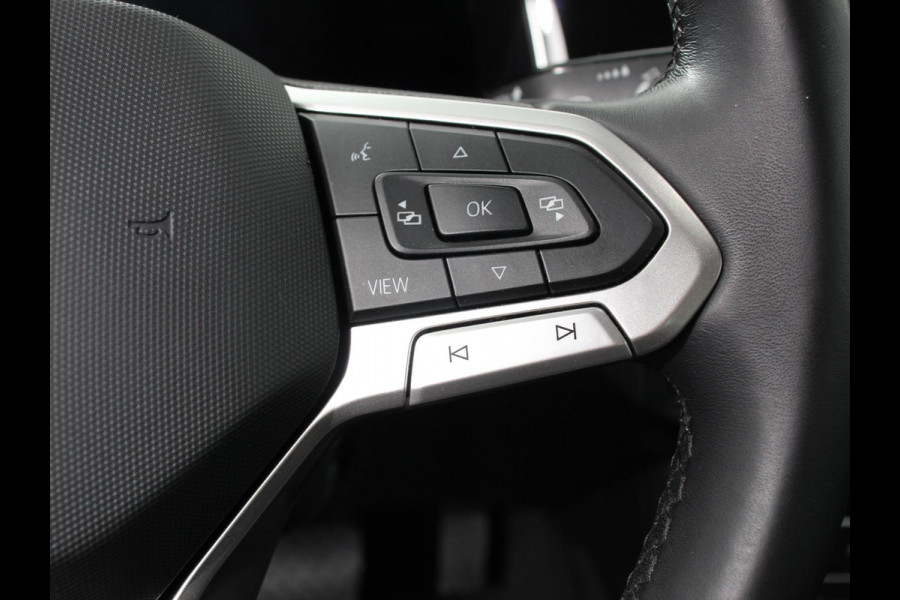 Volkswagen Polo 1.0 TSI Automaat Style Volkswagen Polo 1.0 TSI DSG Style | Navigatie | Climate Control | Adaptive Cruise Control | Camera | Lane Assist | LED Matrix | DAB | Parkeer sensoren | App Connect