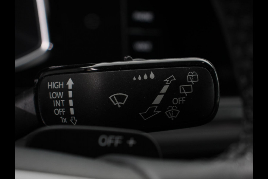 Volkswagen Polo 1.0 TSI Automaat Style Volkswagen Polo 1.0 TSI DSG Style | Navigatie | Climate Control | Adaptive Cruise Control | Camera | Lane Assist | LED Matrix | DAB | Parkeer sensoren | App Connect