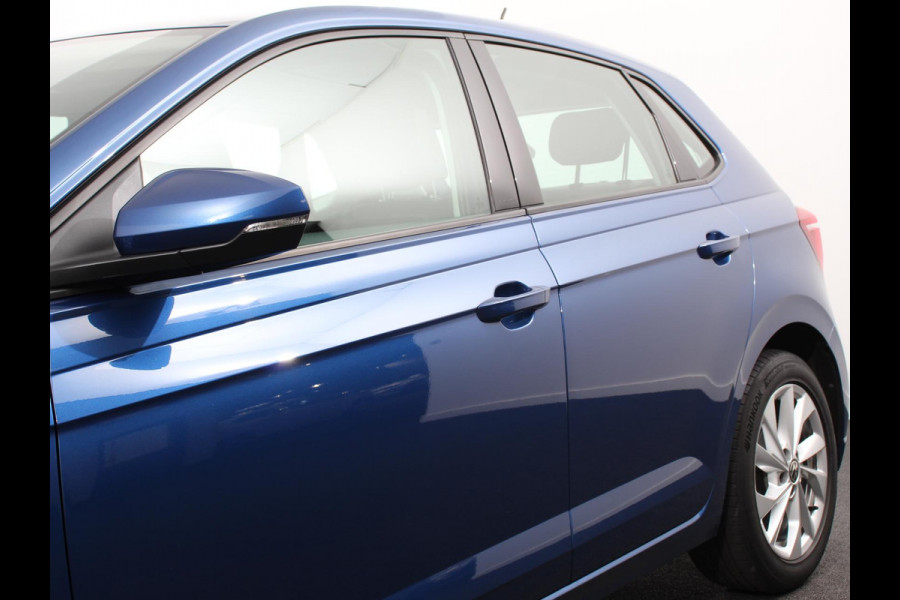 Volkswagen Polo 1.0 TSI Automaat Style Volkswagen Polo 1.0 TSI DSG Style | Navigatie | Climate Control | Adaptive Cruise Control | Camera | Lane Assist | LED Matrix | DAB | Parkeer sensoren | App Connect