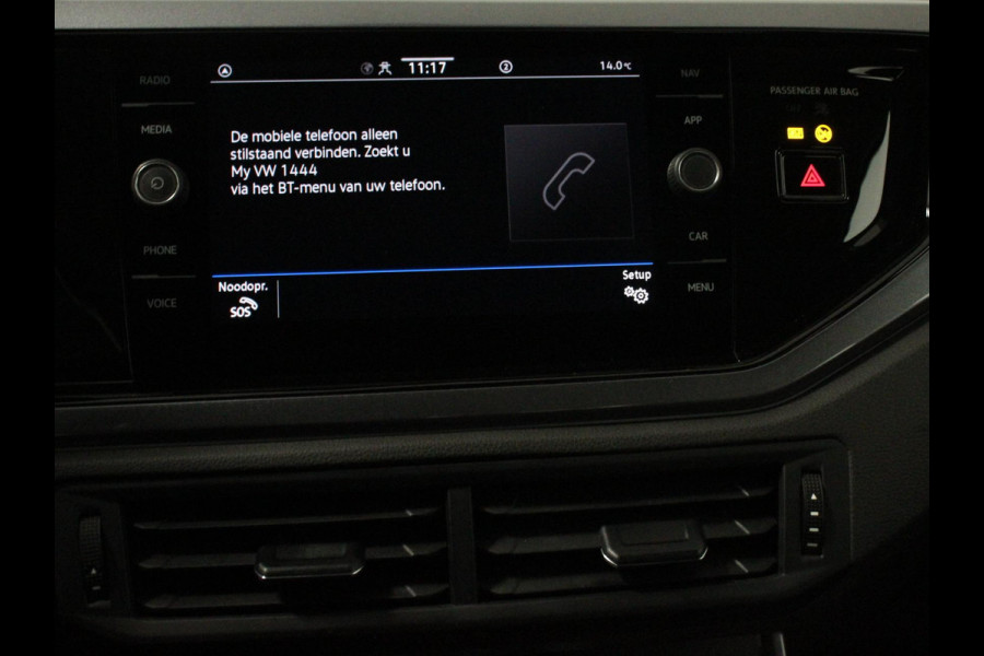 Volkswagen Polo 1.0 TSI Automaat Style Volkswagen Polo 1.0 TSI DSG Style | Navigatie | Climate Control | Adaptive Cruise Control | Camera | Lane Assist | LED Matrix | DAB | Parkeer sensoren | App Connect