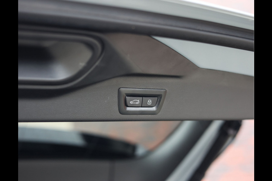 BMW X5 50e xDrive | Skylounge - Trekhaak - Tartufo