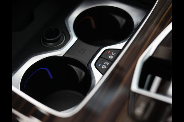 BMW X5 50e xDrive | Skylounge - Trekhaak - Tartufo