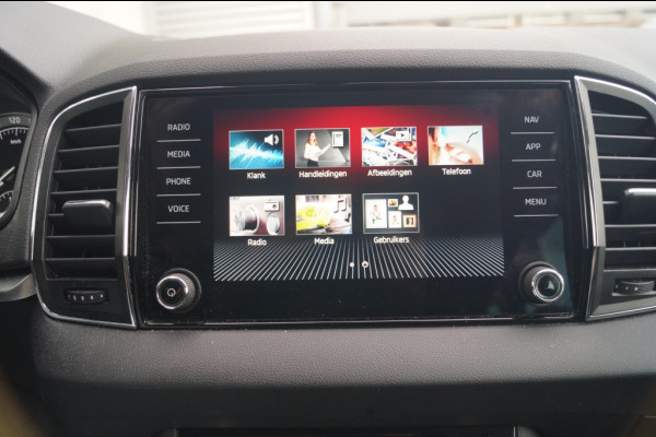 Škoda Karoq 1.0 TSI Business Edition Plus -LED-ECC-CAM-NAVI-