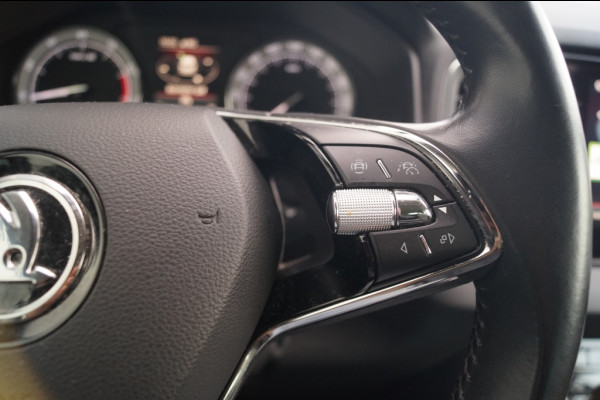 Škoda Karoq 1.0 TSI Business Edition Plus -LED-ECC-CAM-NAVI-