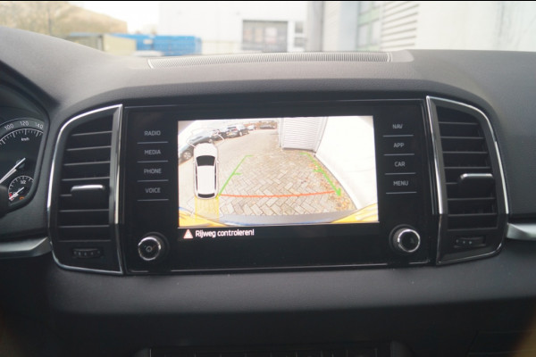 Škoda Karoq 1.0 TSI Business Edition Plus -LED-ECC-CAM-NAVI-