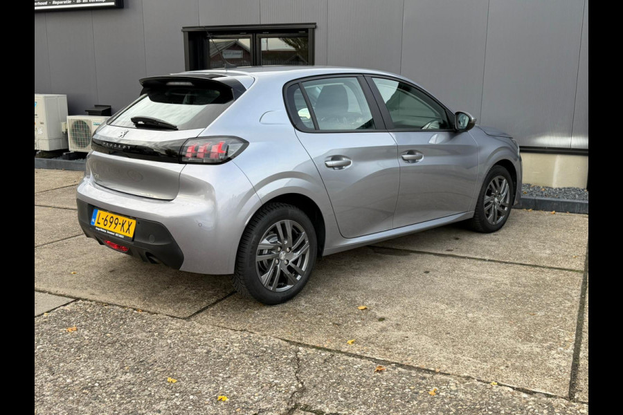 Peugeot 208 1.2 PureTech Blue Lease Active vol opties BTW incl.