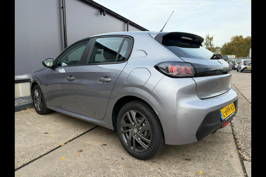 Peugeot 208 1.2 PureTech Blue Lease Active vol opties BTW incl.