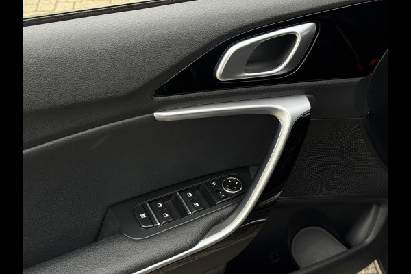 Kia Xceed 1.6 GDi PHEV DynamicLine | Half leder, Navi, Carplay/Android, Camera, Climate, Trekhaak| Dealeronderhouden |