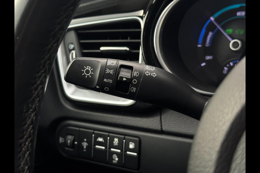 Kia Xceed 1.6 GDi PHEV DynamicLine | Half leder, Navi, Carplay/Android, Camera, Climate, Trekhaak| Dealeronderhouden |