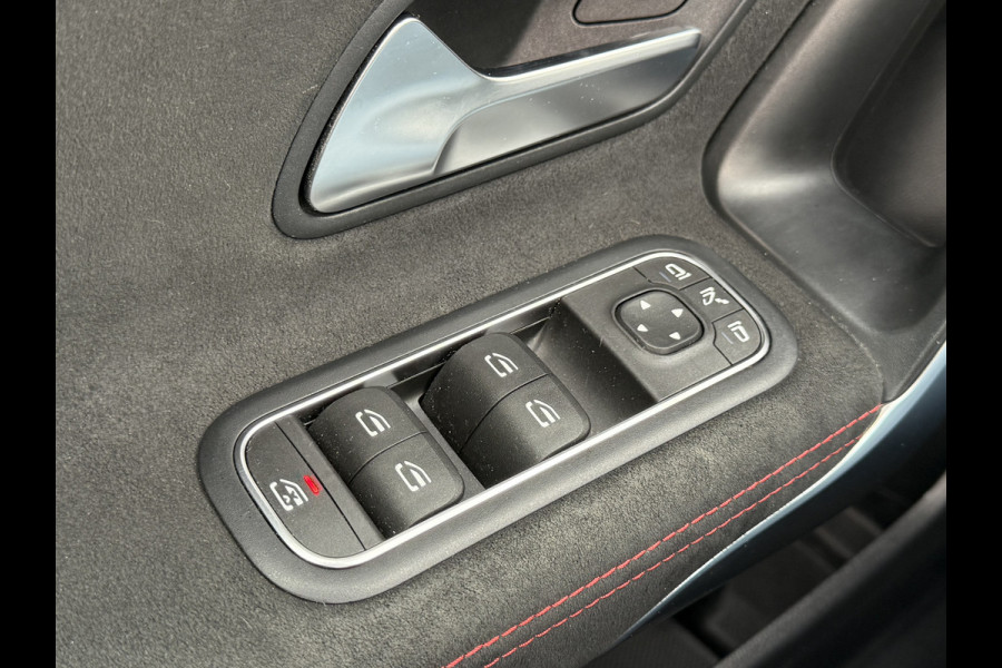 Mercedes-Benz A-Klasse 200 Business Solution AMG | Pano | Camera | LED | MBUX | 18 inch
